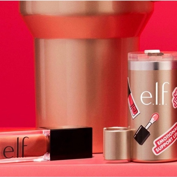 Stanley and elf Target exclusive SOLD out lip gloss holder and key chain - Picture 7 of 8